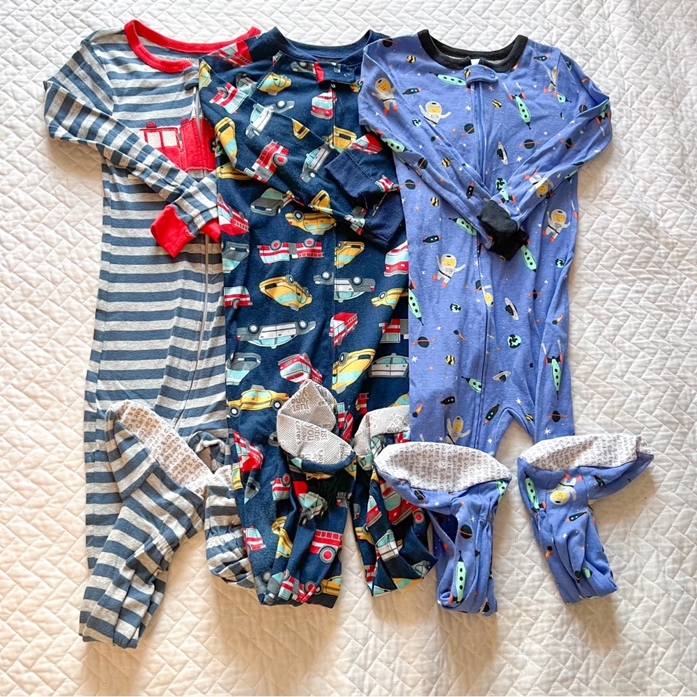 Boys Carter Footed Pajamas Set of 3